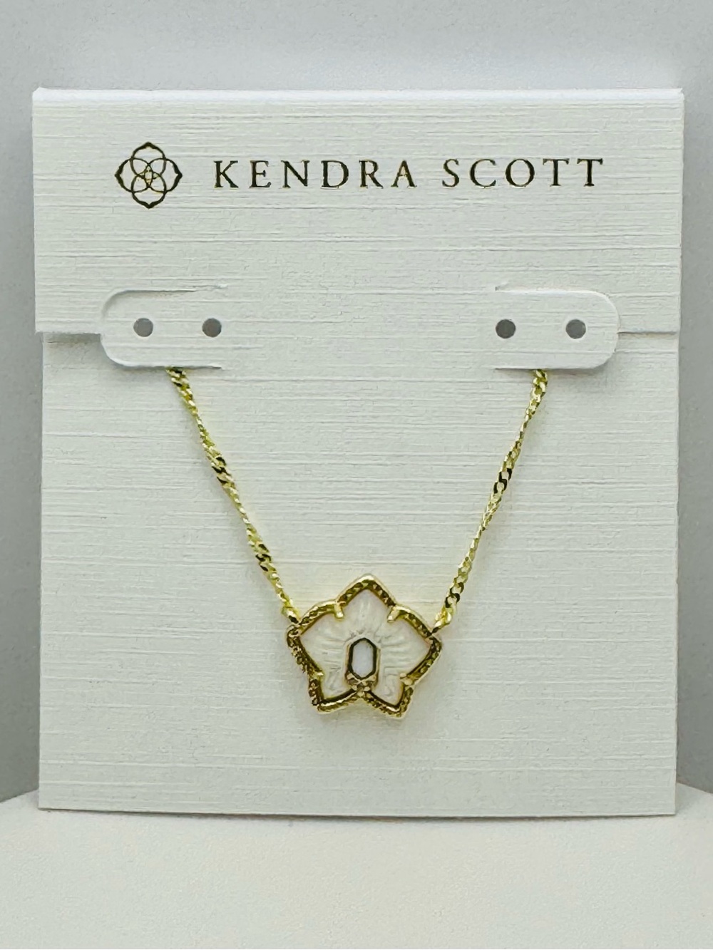 Kendra Scott‎ Joelle Orchid Gold Short Pendant Necklace NEW with dust bag